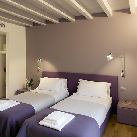 Manzoni 124 Bed&Relax Bed & Breakfast Esine Ngoại thất bức ảnh