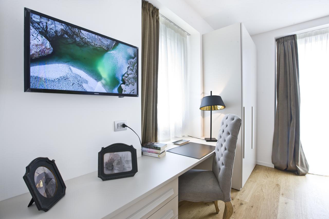 Manzoni 124 Bed&Relax Bed & Breakfast Esine Ngoại thất bức ảnh